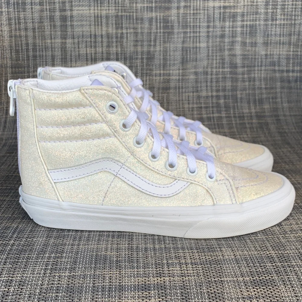 Vans Kids Sk8-Hi Zip Glitter High-Top Sneakers in Cloud White Youth Girls size 2